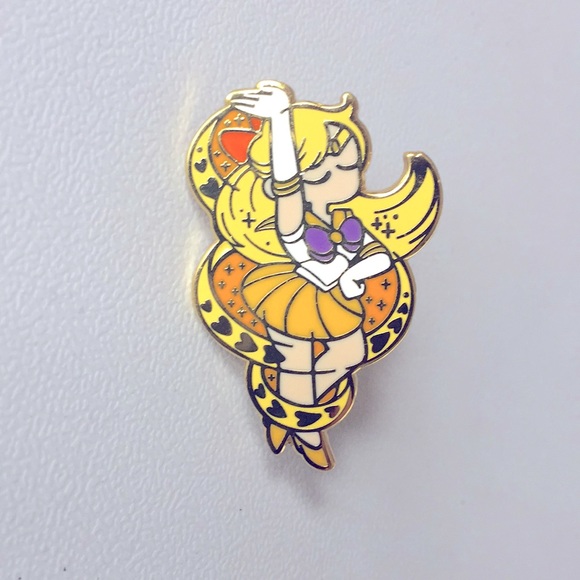 π50% OFF/3+...Sailor Venus Transformation Pin - Picture 5 of 10